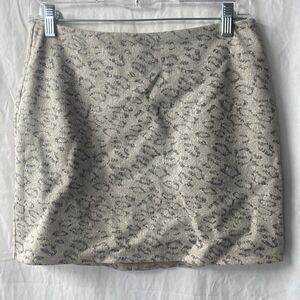 53-8 LE LIS gray animal print straight mini skirt M